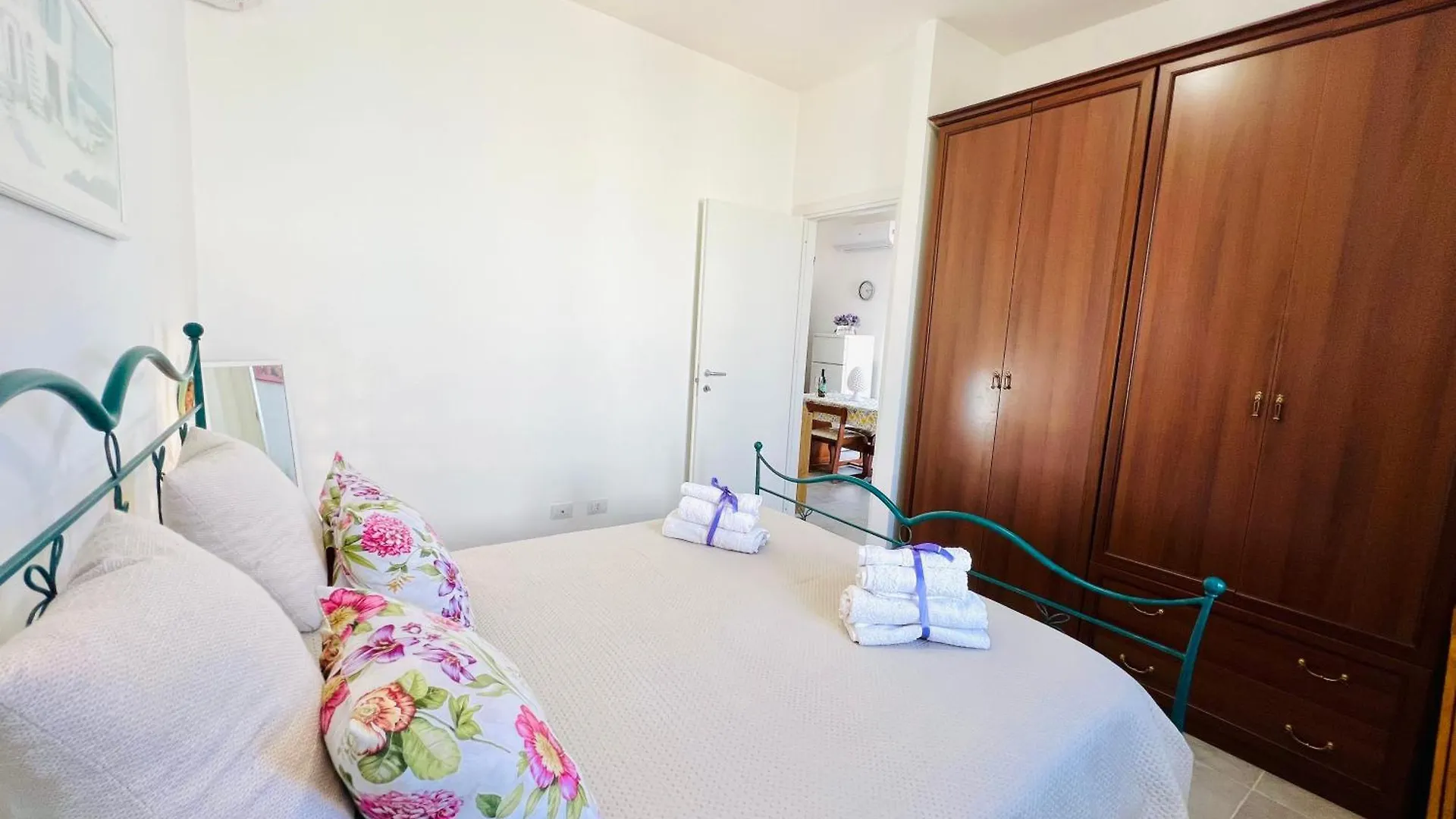 Stella Marina Villa Carini 0*,